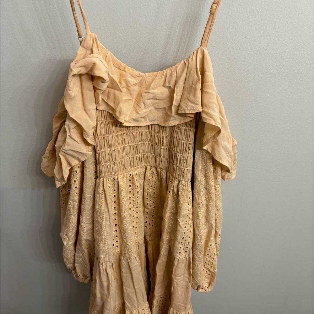 Wrinkled from being in storage, super cute dress.